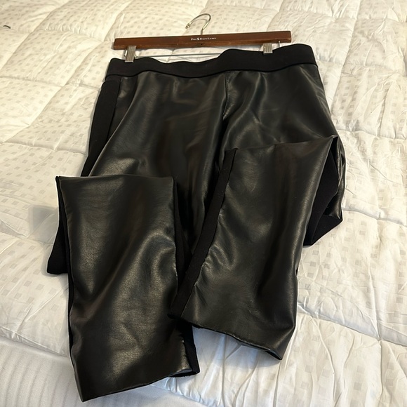 Club Monaco faux leather pants - Picture 1 of 3